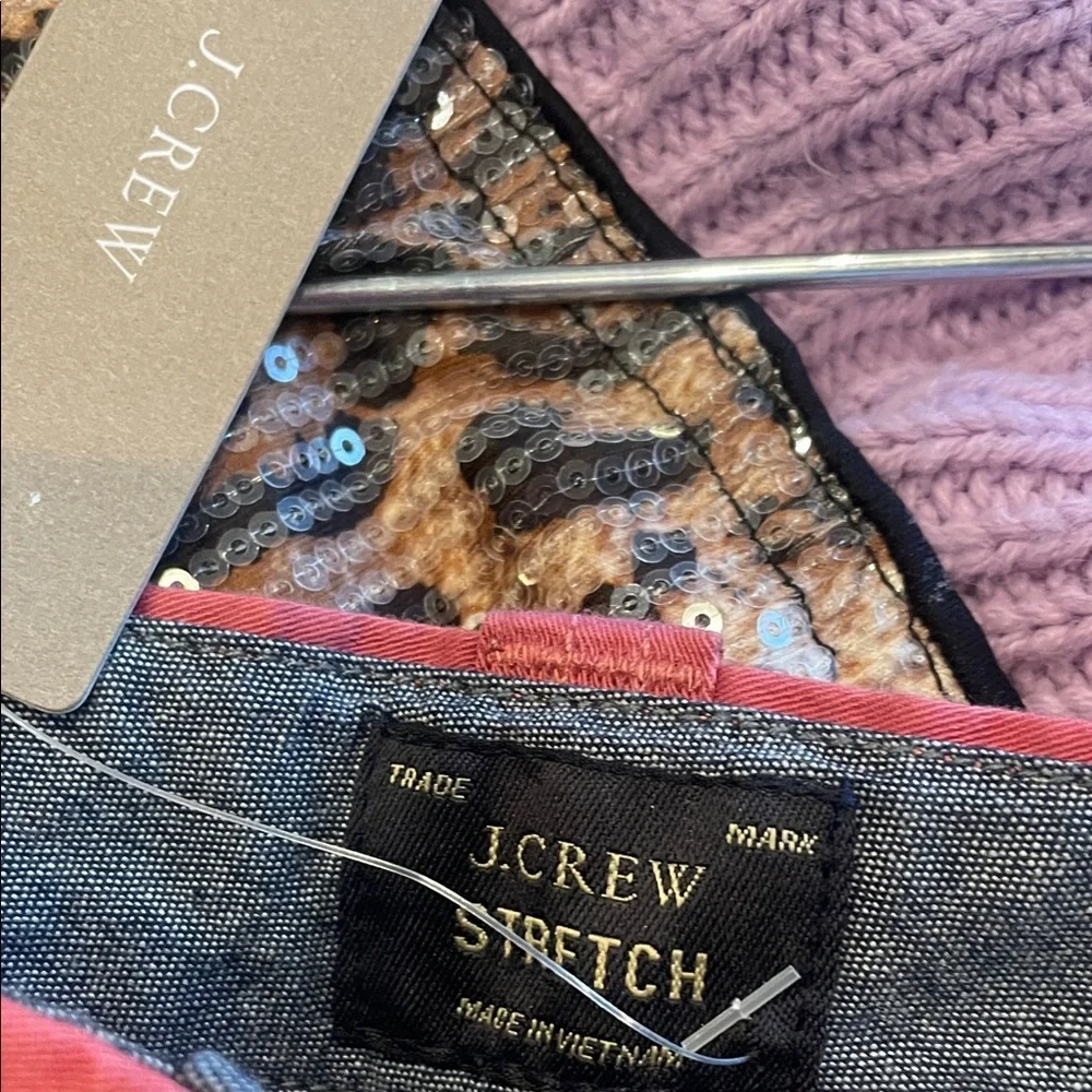 Men's dark pink Casual Shorts j. Crew new size 34